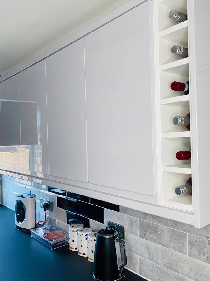 Bright, Spacious, Modern Interior Decor 2 Bedrooms Apartment With Amazing Views Londres Exterior foto